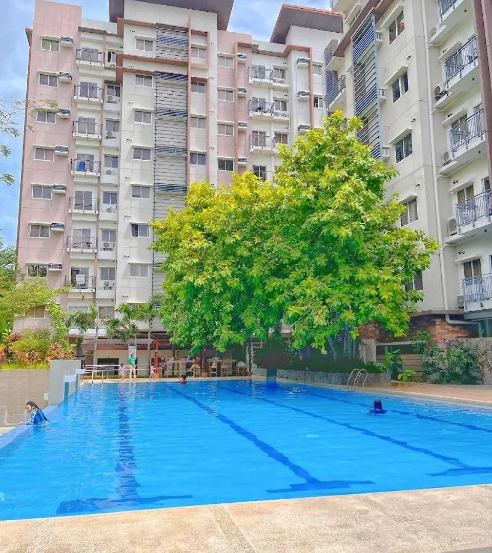 Serene Oaisis Condo With Netflix & Wifi Davao City