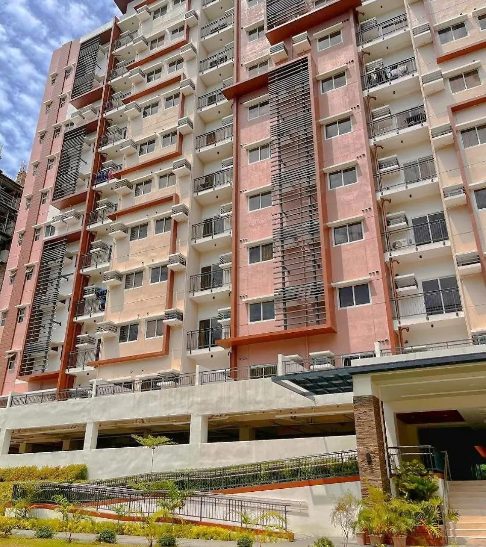 Davao City Serene Oaisis Condo With Netflix & Wifi דירה